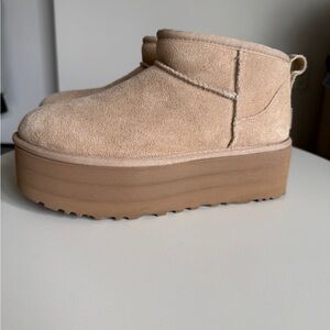 UGG Platform Mini Boot NEW